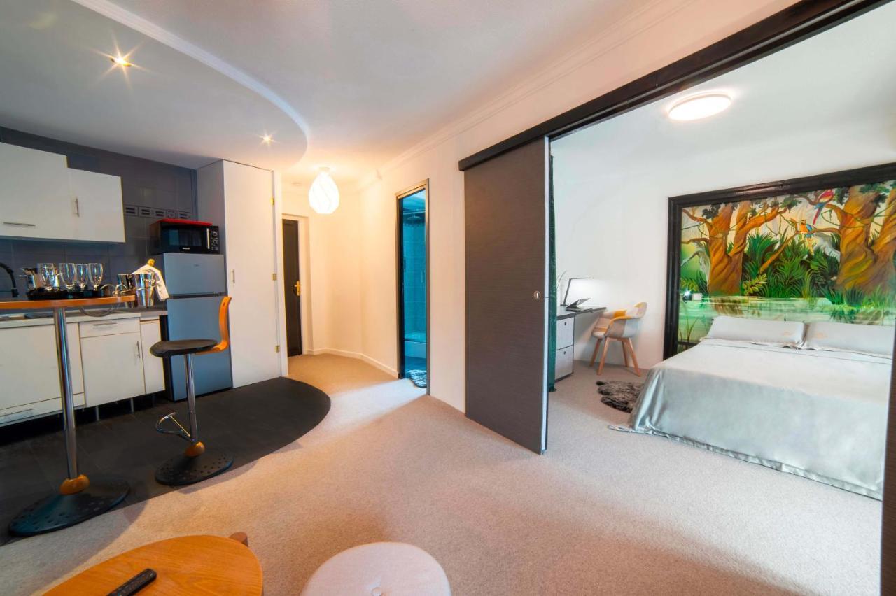 Luxe Appart'Hotel Le Roitelet - Tullins Hypercentre - Parking Gratuit * Tullins