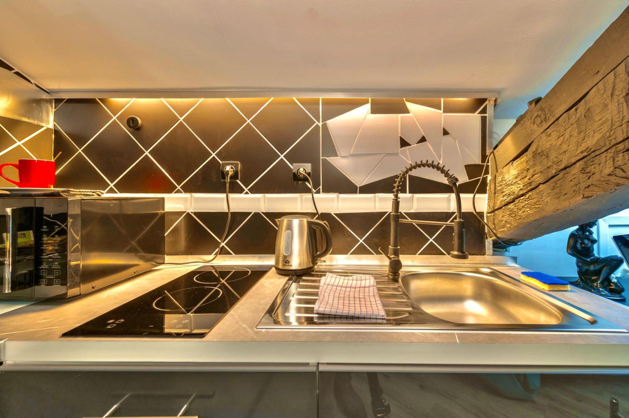 Apartment Luxe Appart'Hotel Le Roitelet - Tullins Hypercentre - Parking Gratuit